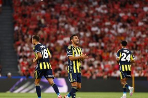 米兰在线入口 -今夜拜仁慕尼黑备战欧超杯，远射贴柱细节曝光，压力陡增，控场能力受关注 