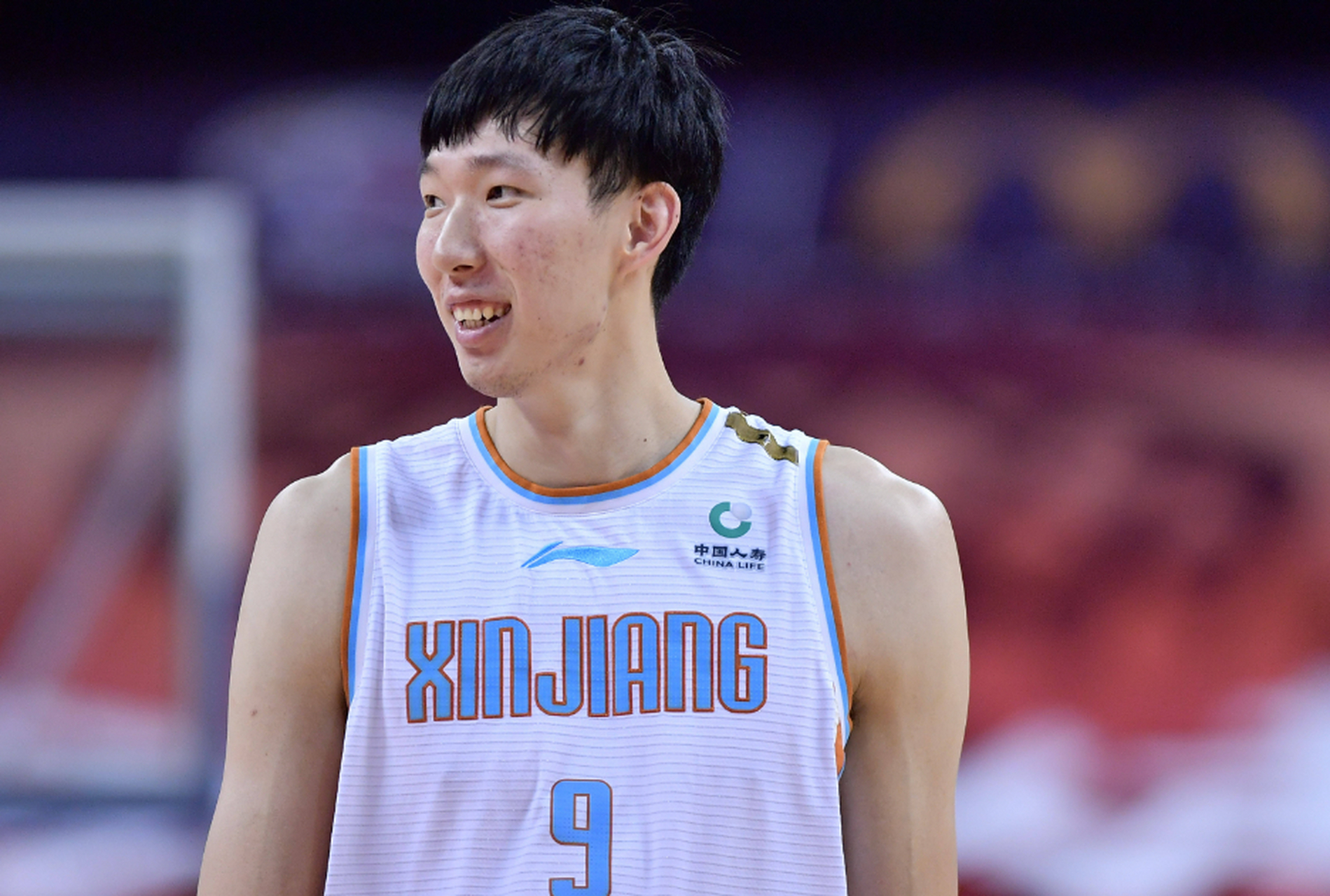 包含转会期欧超杯传出新动向,新疆广汇队长鼓劲,管理层表态:信心回归,资深球员宣示担当的词条 包含转会期欧超杯传出新动向,新疆广汇队长鼓劲,管理层表态:信心回归,资深球员宣示担当的词条