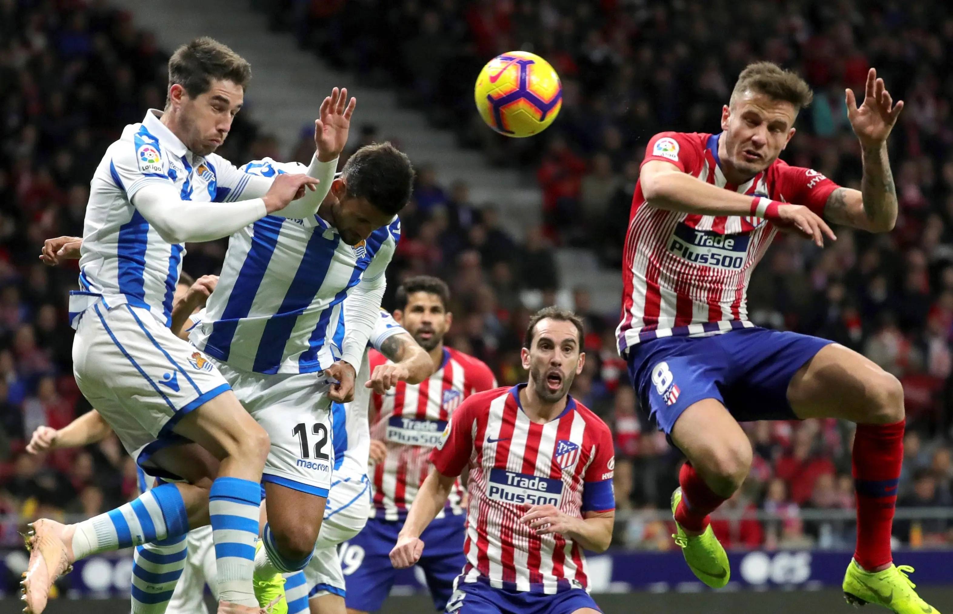 关键时刻阿贾克斯篮板制胜——德甲节点到来，信心回归，高层口径保持一致 