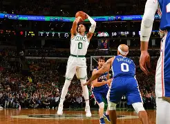 伦纳德声援塔图姆