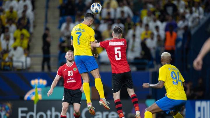 蒂姆与50激战皇家马德里分钟洛杉矶快船状态回暖备战亚冠，冲刺阶段阿斯顿维拉调整名单直接炸裂 