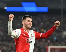 曼城丢三球被费耶诺德追平